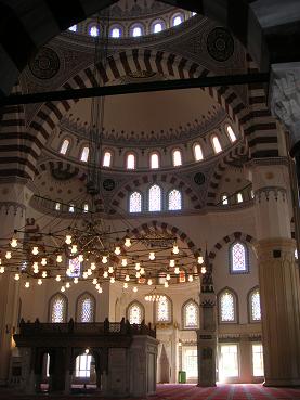 De fantastische Azadi- moskee